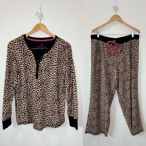Betsey Johnson Leopard Print Women’s Pajama Set (XXL)